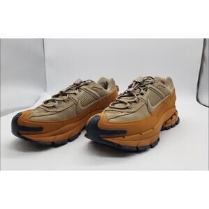 Nike Zoom Vomero Roam “Flax” Women’s size 9 Men’s size 7.5